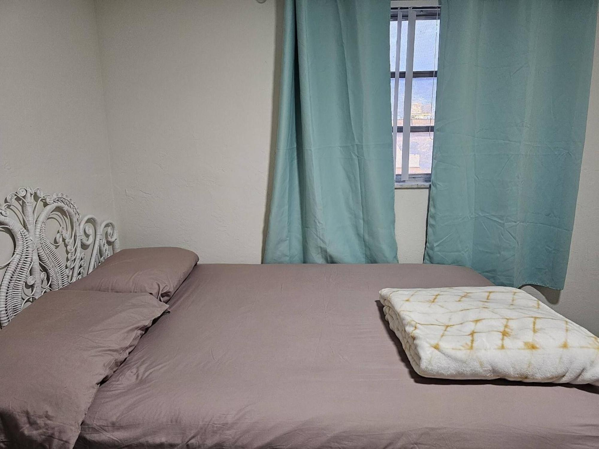 Room In Apartment - The Sample Rd Retreats Pompano Beach Zewnętrze zdjęcie