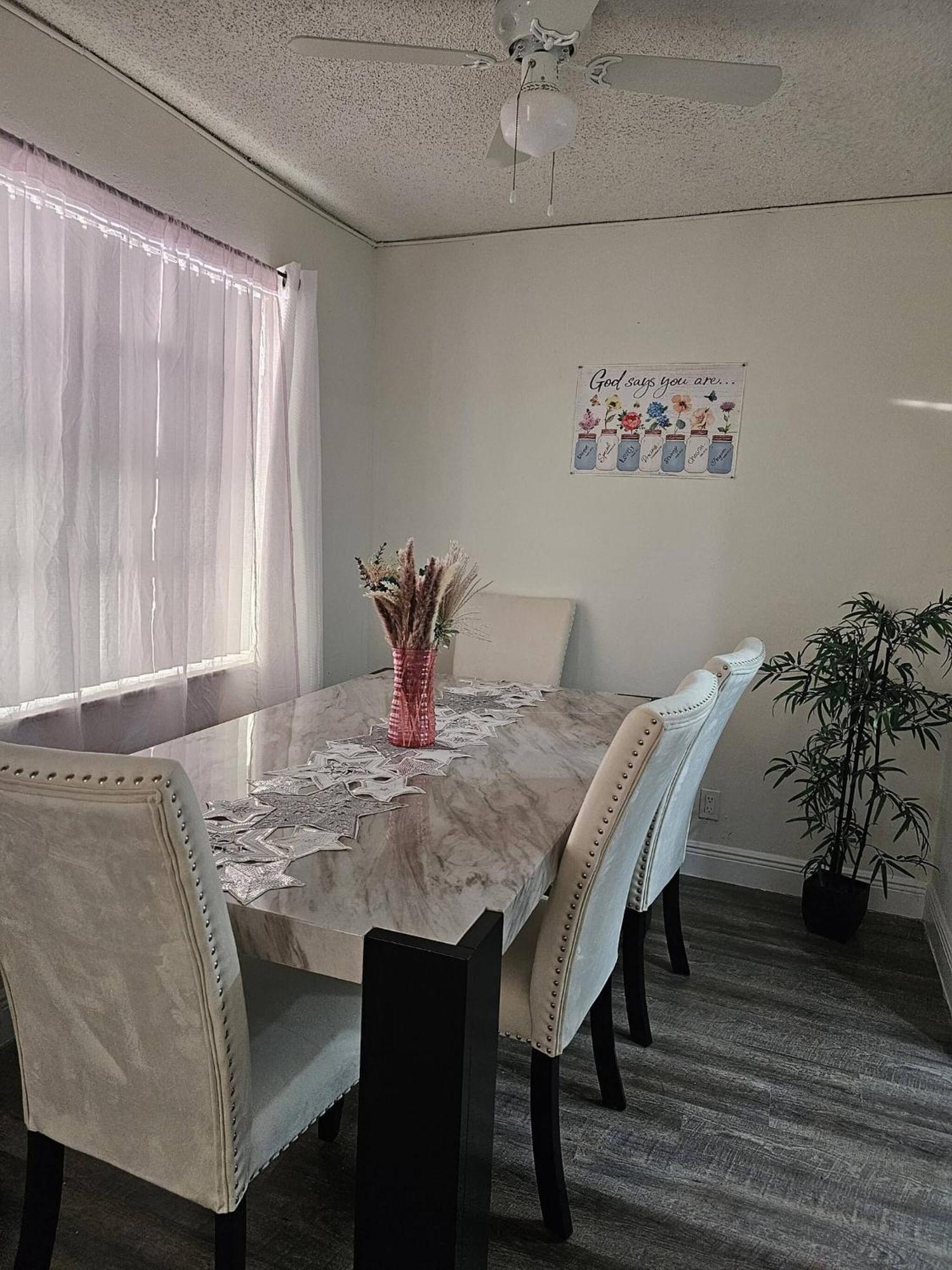 Room In Apartment - The Sample Rd Retreats Pompano Beach Zewnętrze zdjęcie